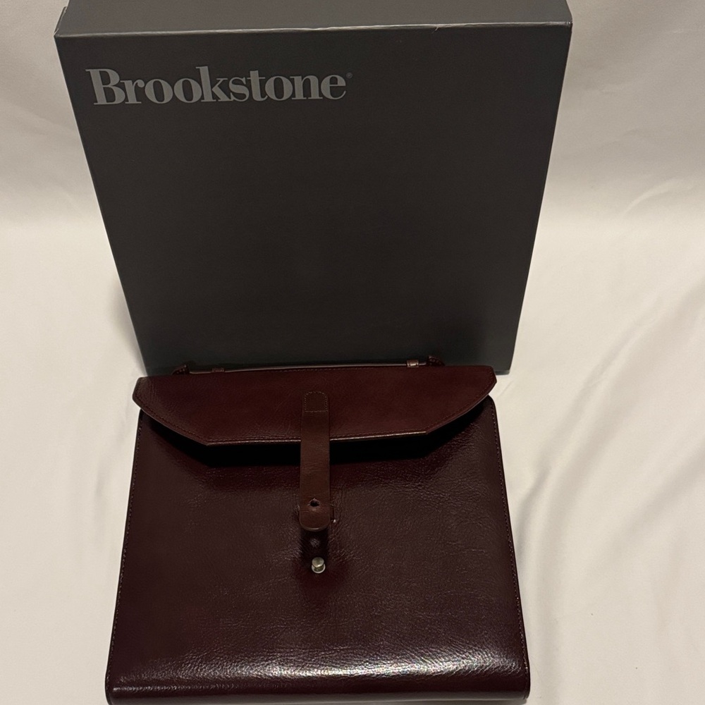 Brookstone Dark Brown Leather iPad/Tablet case -New